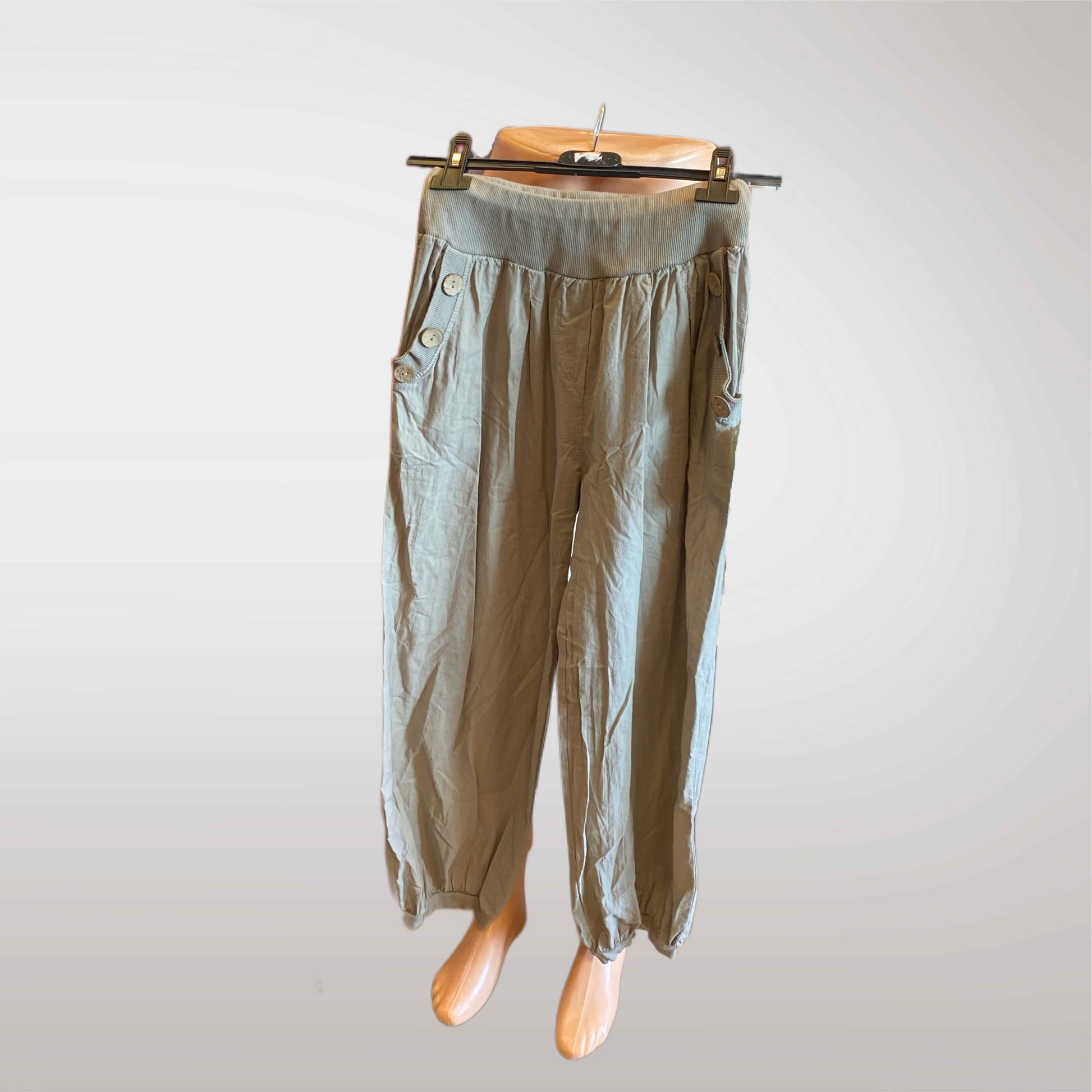 Women's Trousers with Buttons