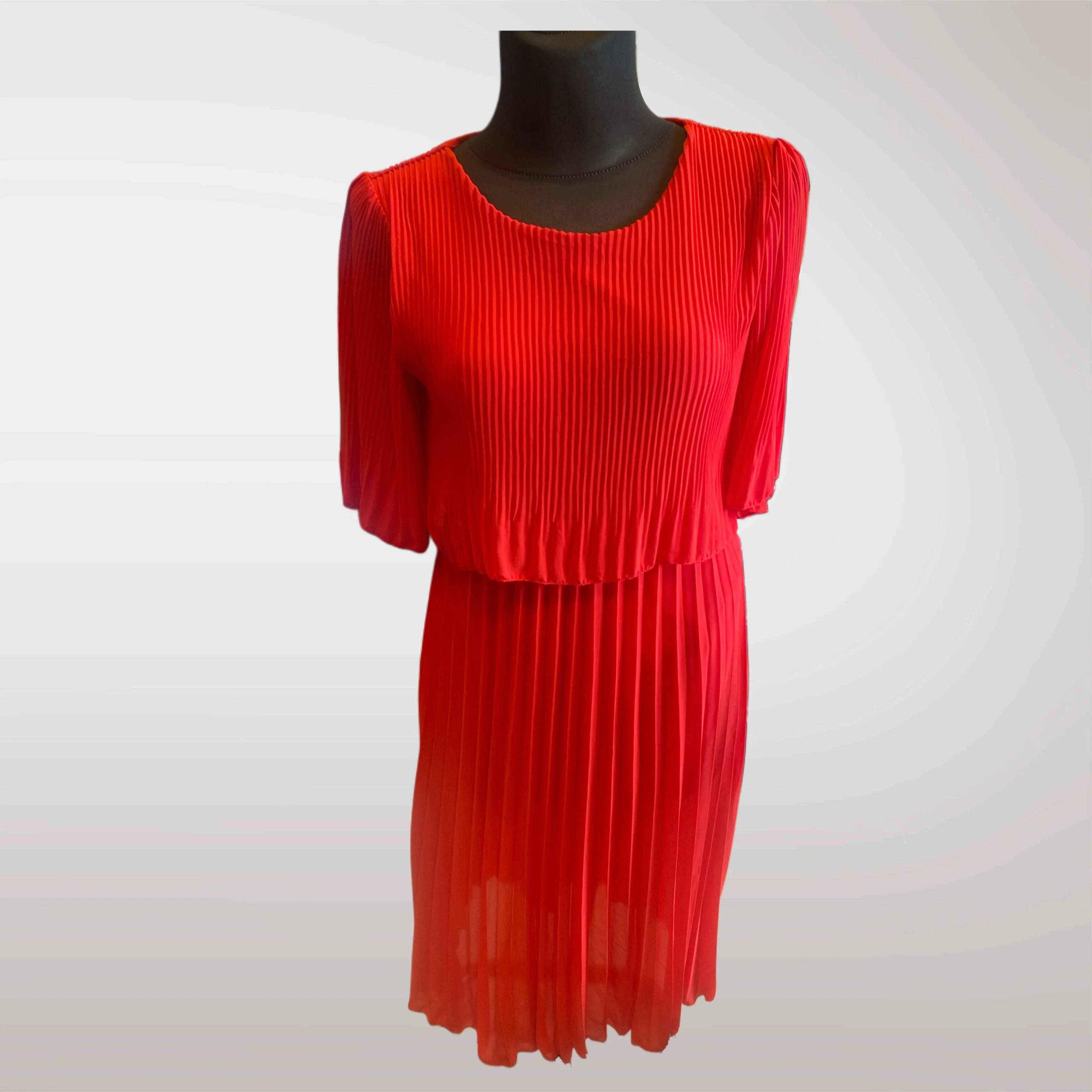 Sukienki i Komplety - OMDM - Sklep Odzieżowy