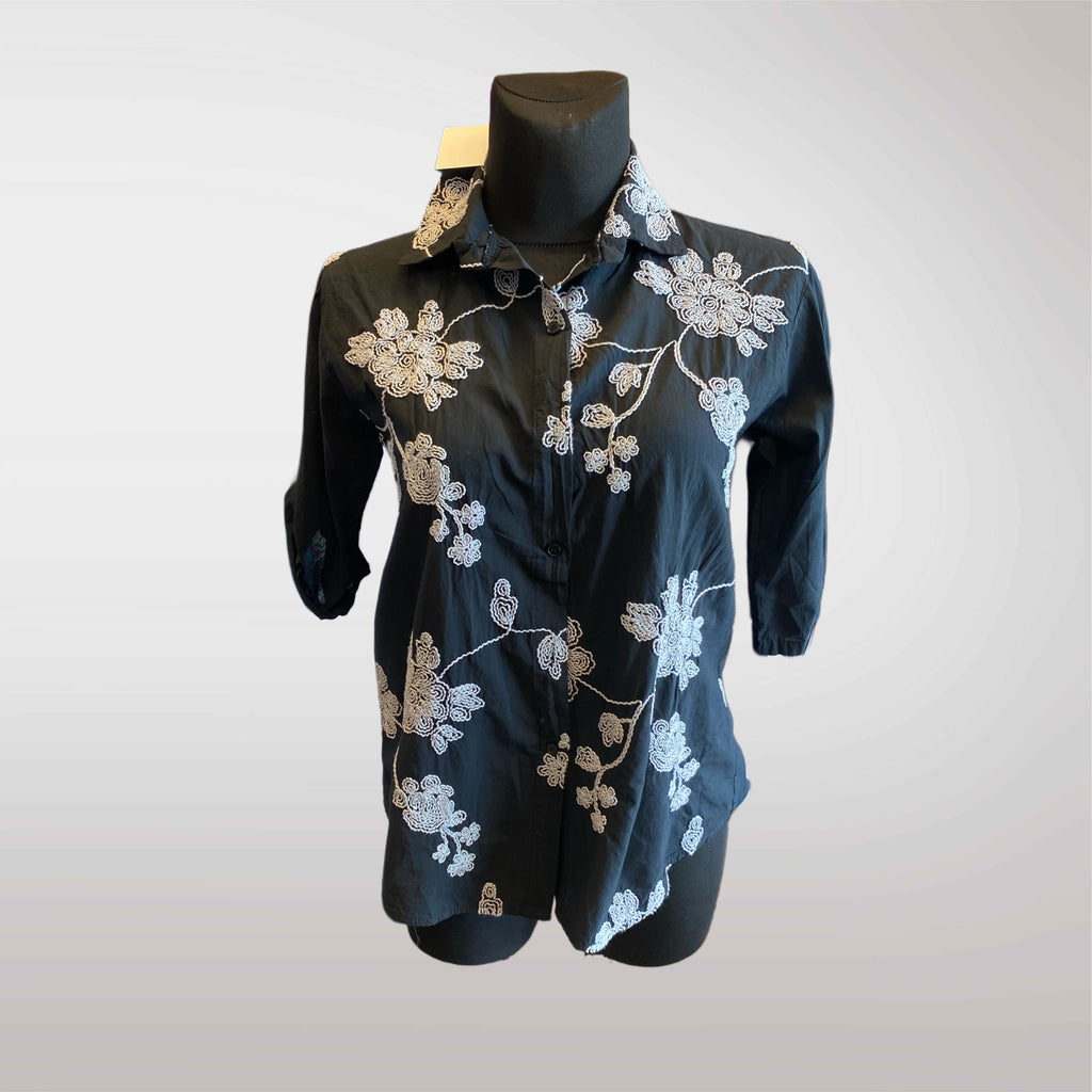 Women's Blouse Embroidered Flowers
