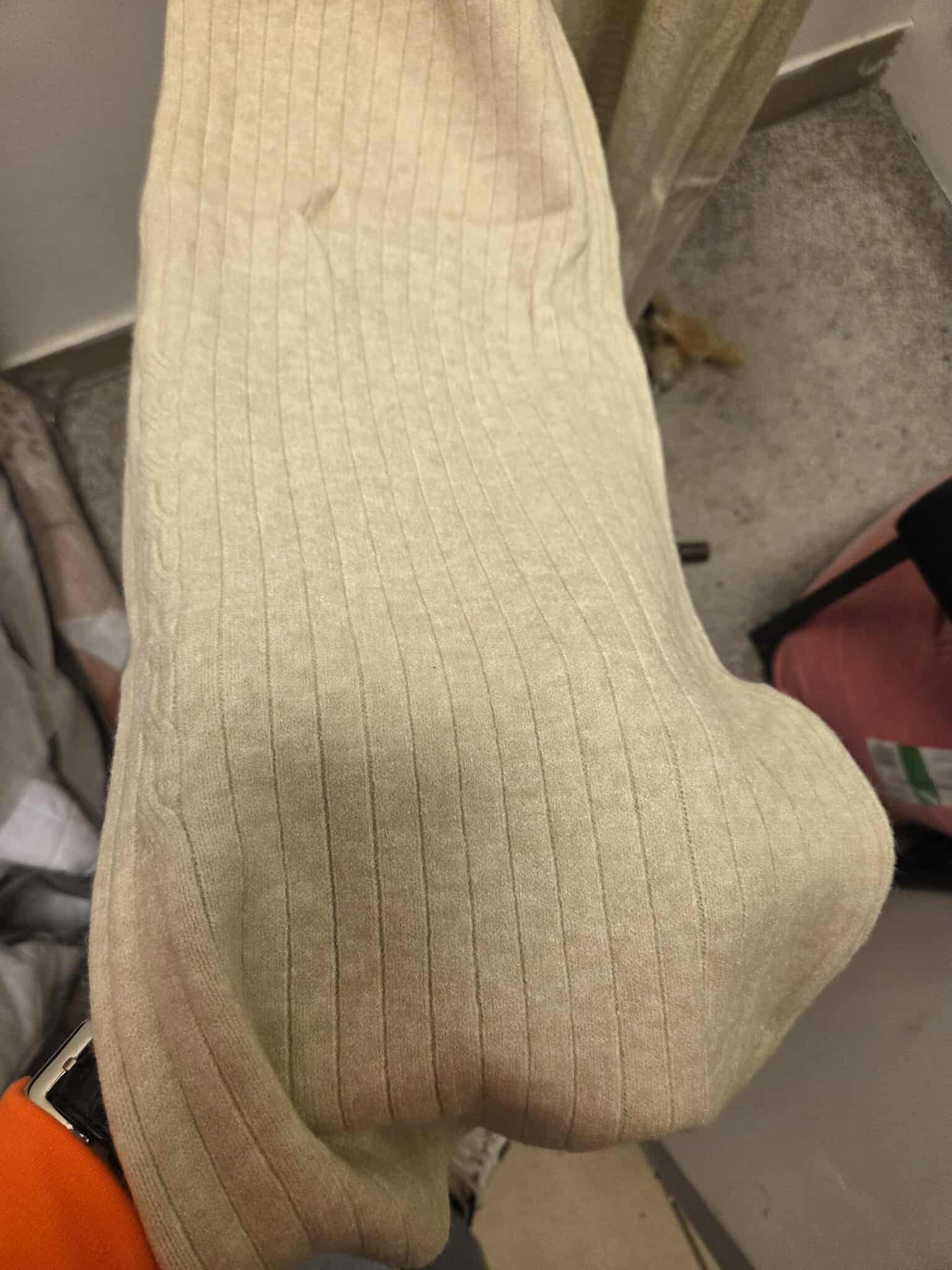 Damski komplet swetrowy z półgolfem: sweter + spodnie