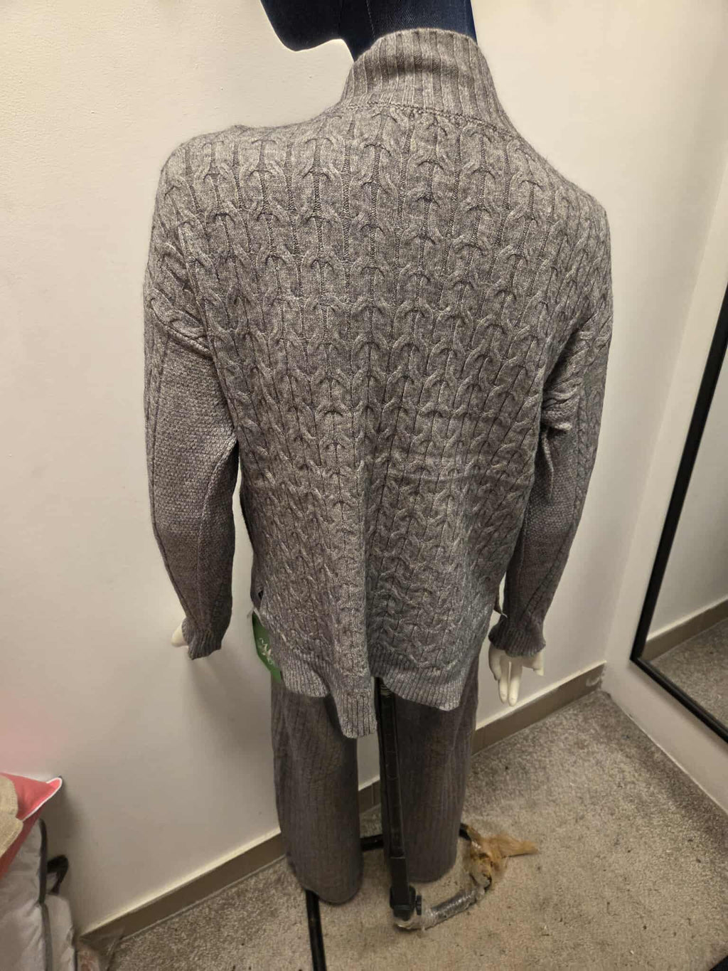 Damski komplet swetrowy z półgolfem: sweter + spodnie